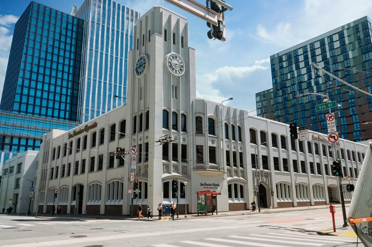 5th Circuit Court building