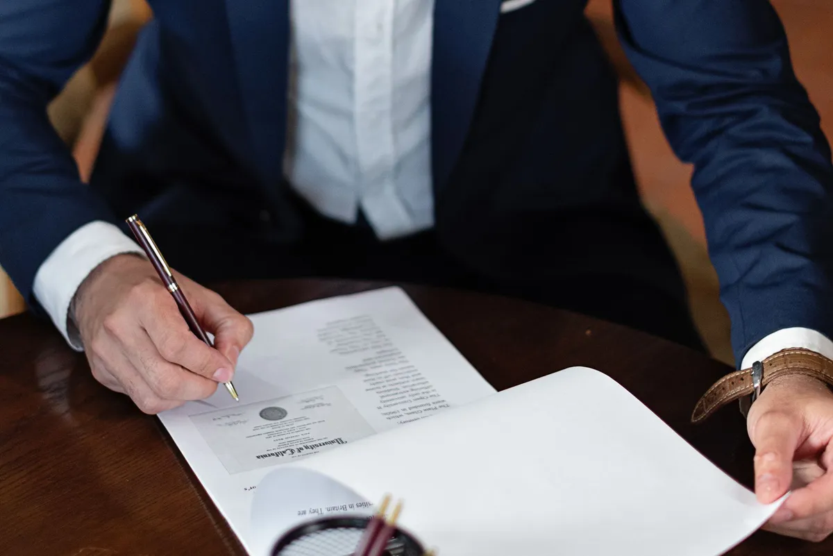 legal documents signing