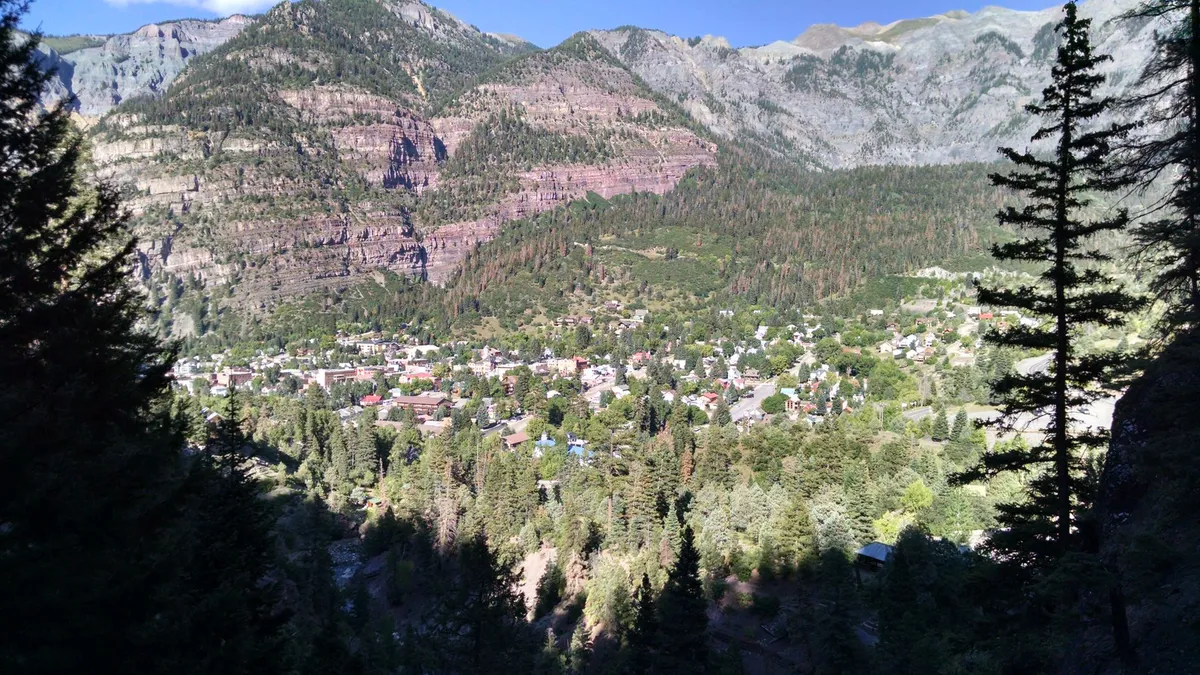 Colorado Town's Residents Fight Against Abandonment Petition Amid Crisis Colorado Town's Residents Fight Against Abandonment Petition Amid Crisis