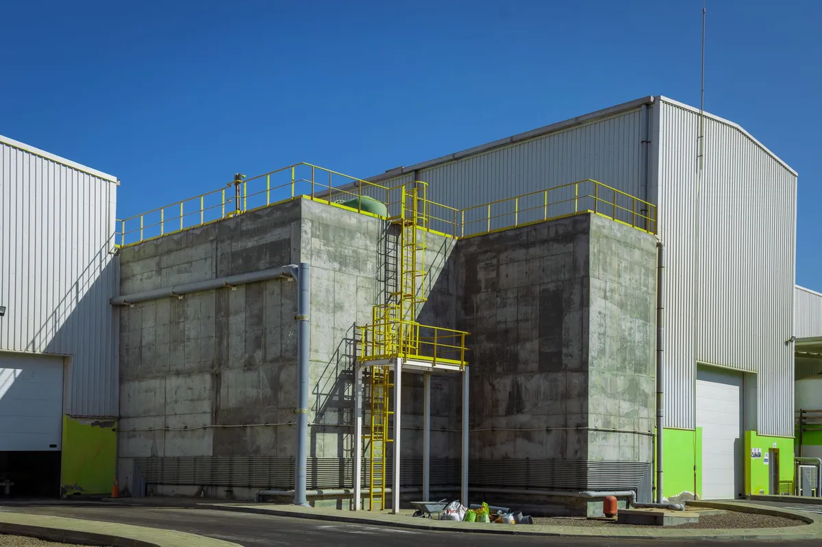 Conditions Under Scrutiny at California's Adelanto ICE Facility Conditions Under Scrutiny at California's Adelanto ICE Facility