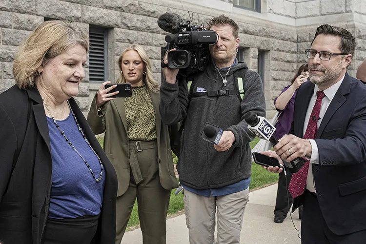 Ex-Judge Receives $5K Fine in Immigration Case: A Closer Look Ex-Judge Receives $5K Fine in Immigration Case: A Closer Look
