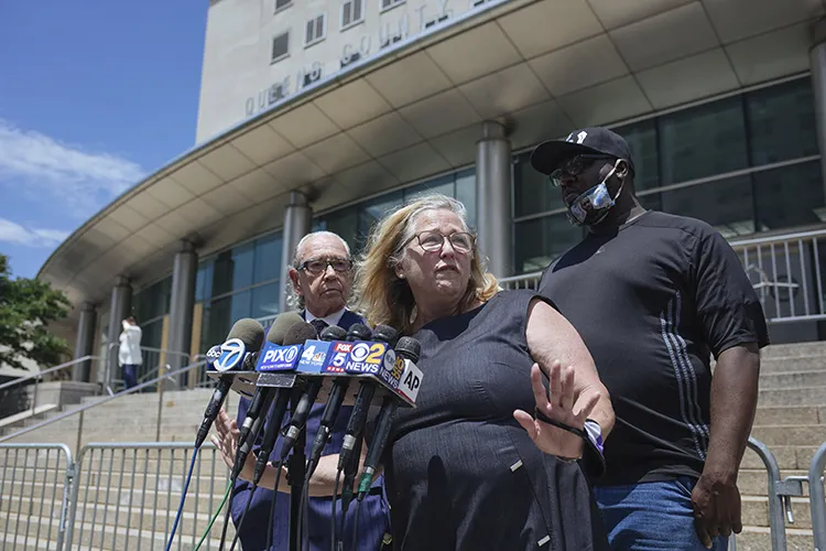 Former Queens Defenders Director Sentenced: Implications for Legal Ethics Former Queens Defenders Director Sentenced: Implications for Legal Ethics