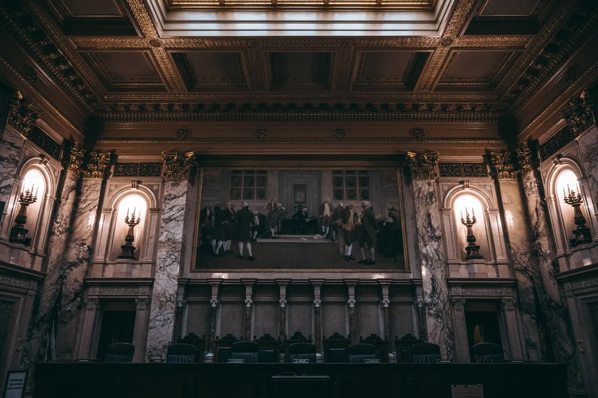 somber courtroom scene