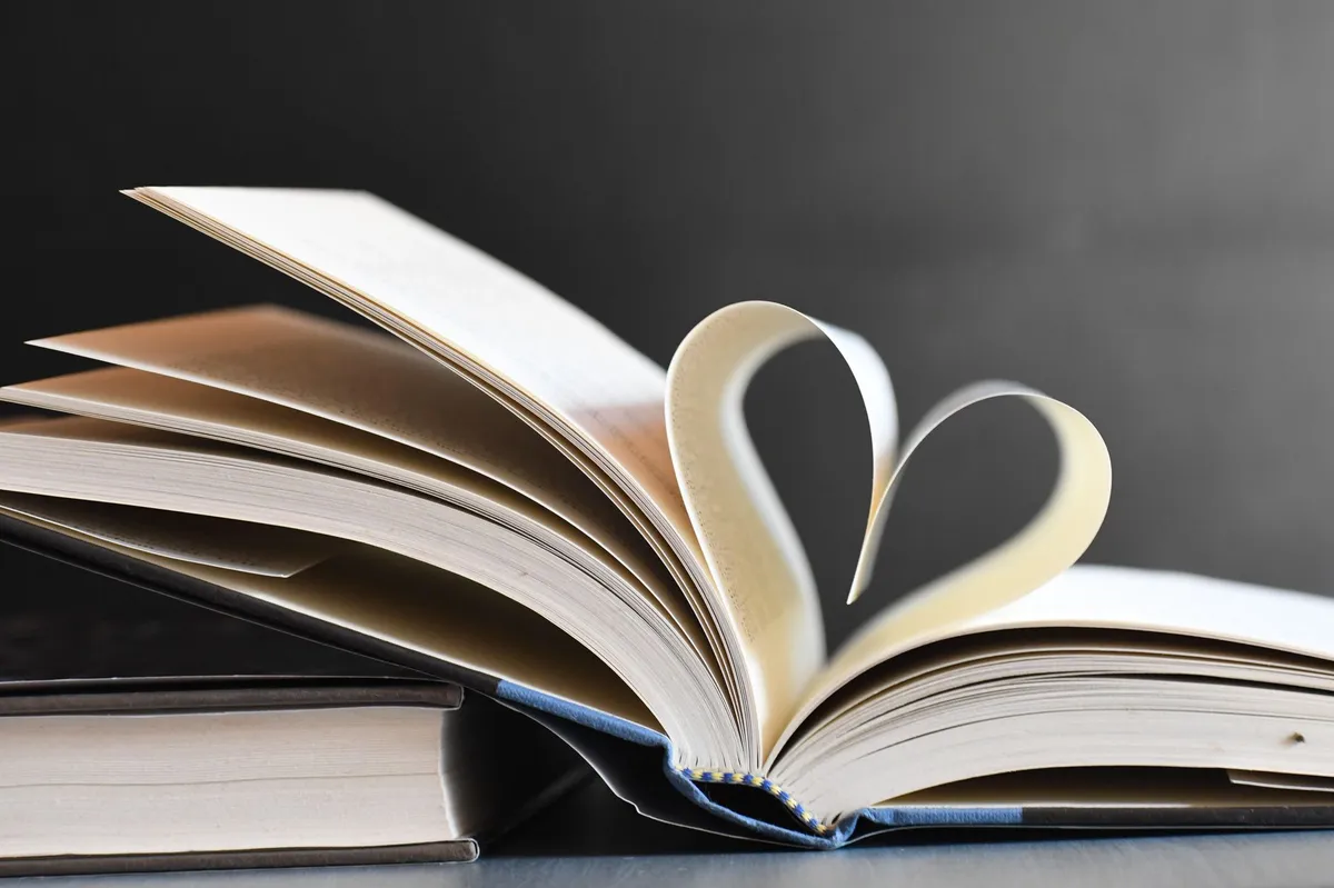 books and copyright symbols