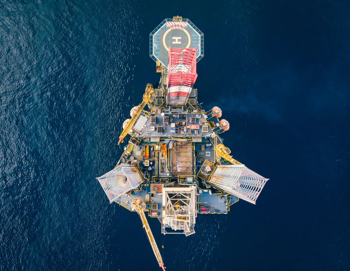 oil drilling platform