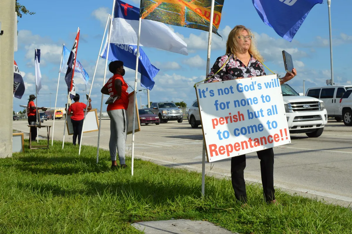 public defenders picketing