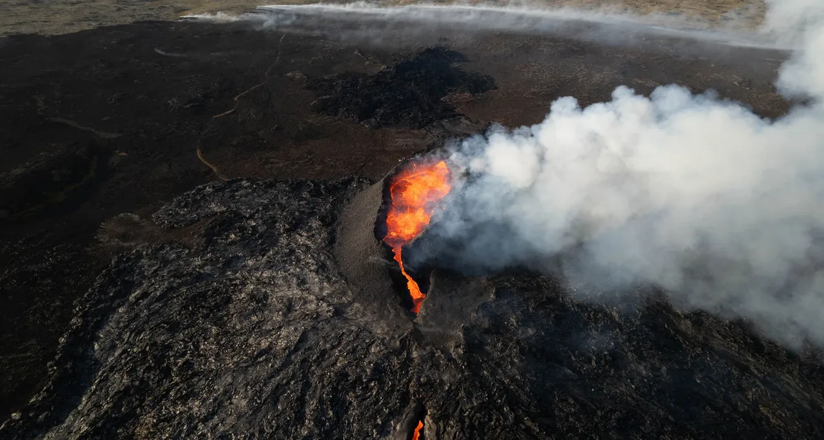 volcanic activity on Venus
