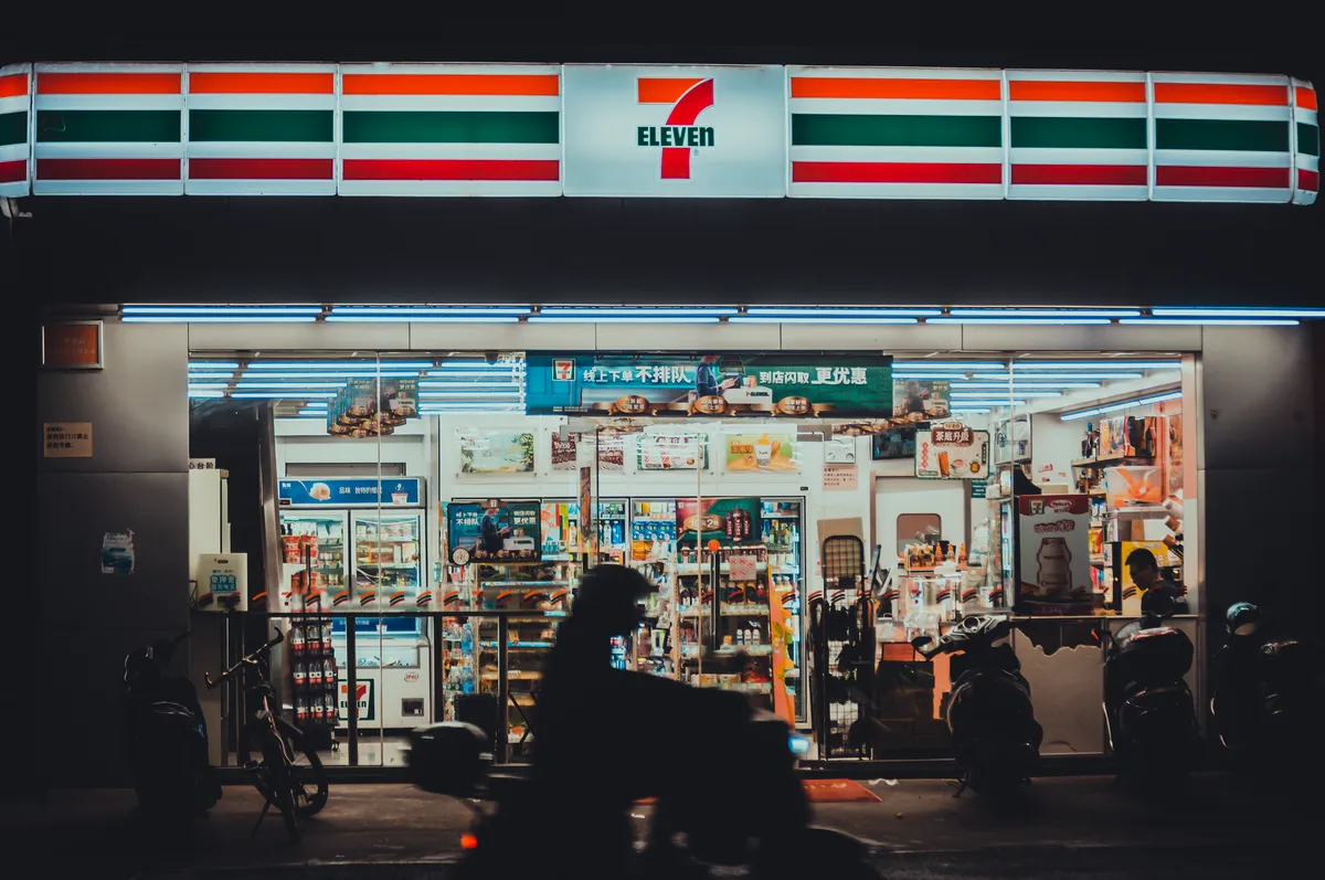 7-Eleven store exterior