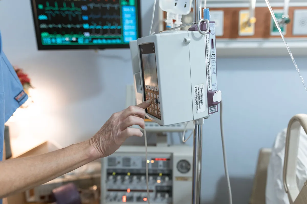 Abbott Laboratories Faces Legal Battle Over Alleged Kickbacks for MitraClip Abbott Laboratories Faces Legal Battle Over Alleged Kickbacks for MitraClip