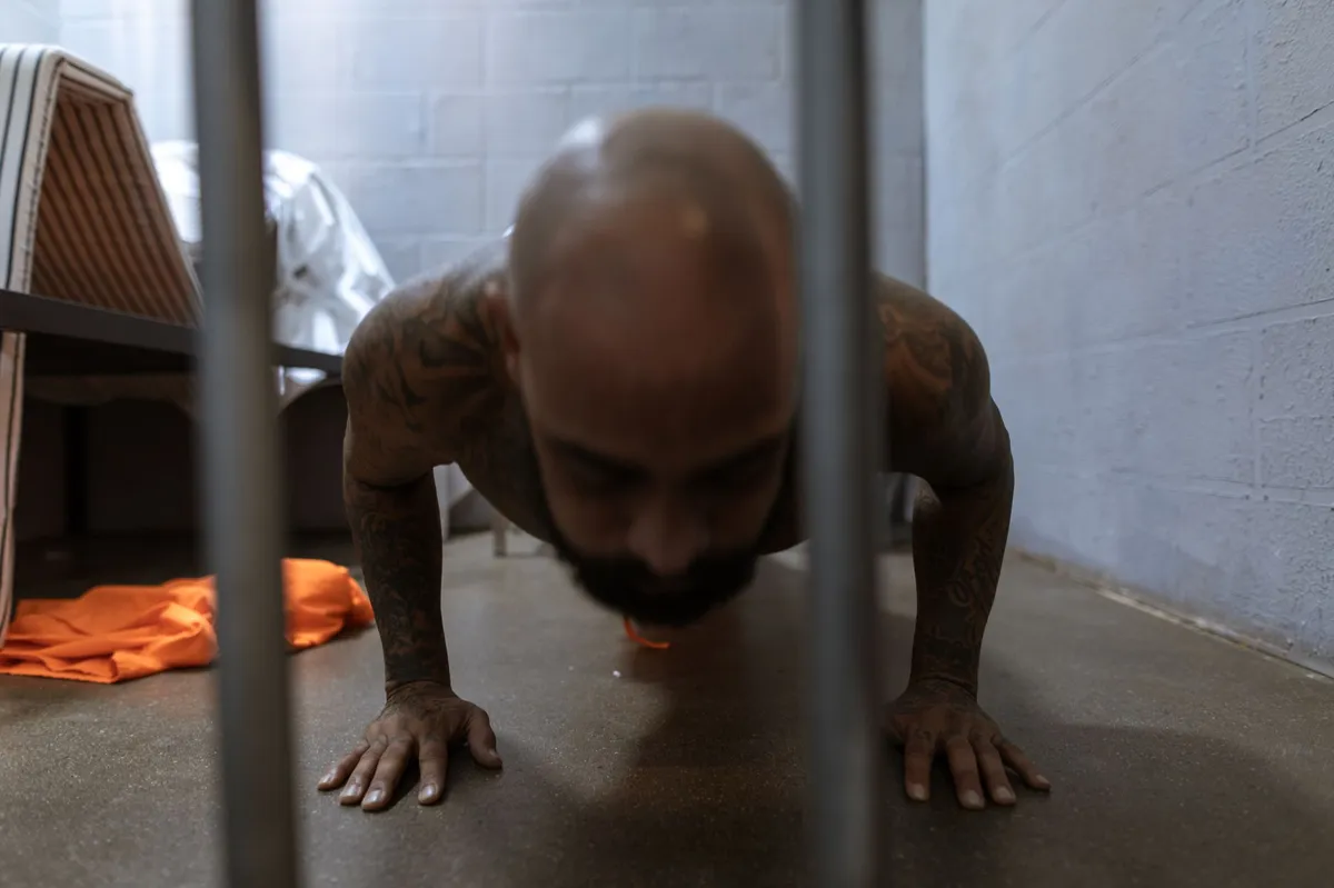 prison staff training session