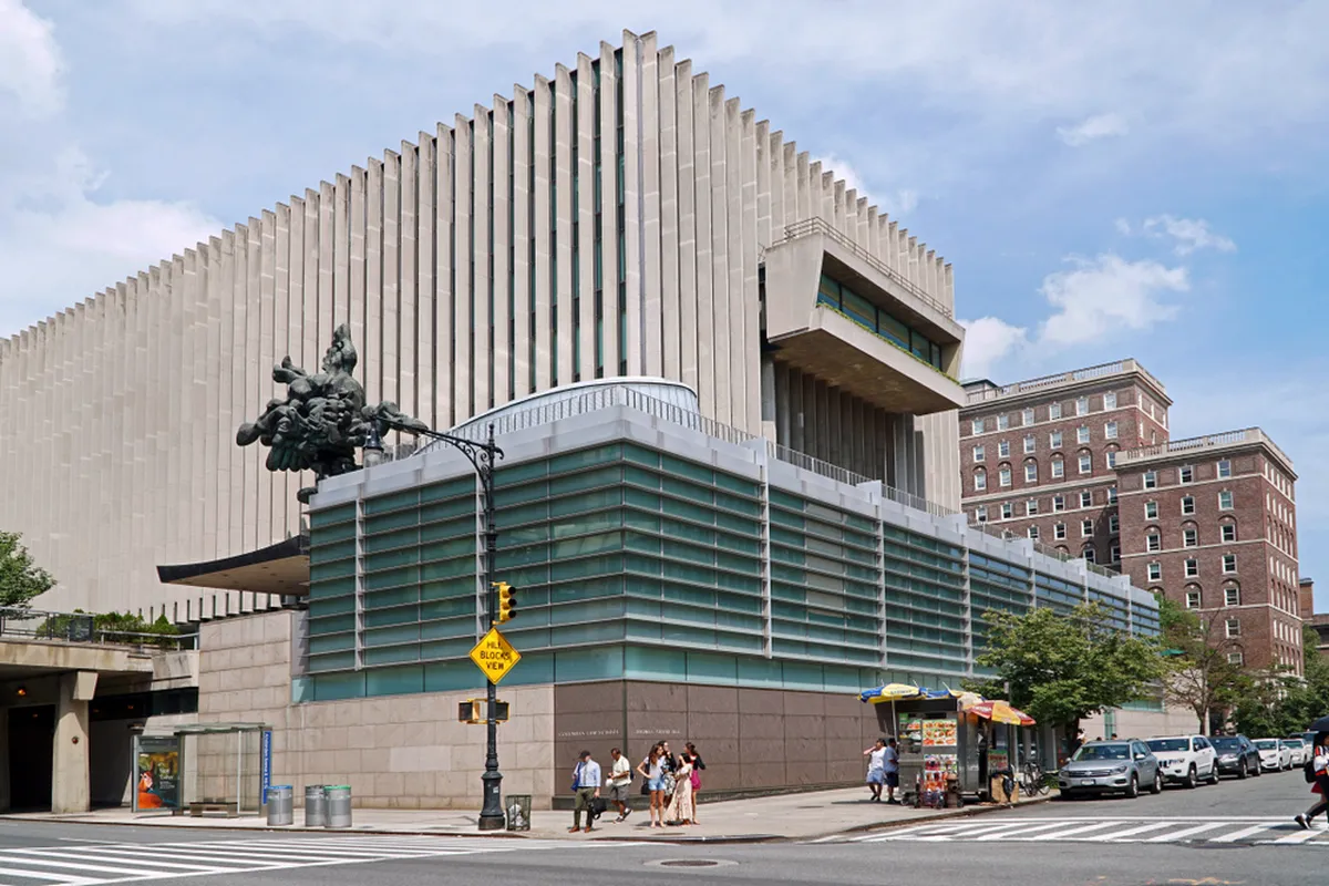 Columbia Law School Implements New AI Policy Restrictions