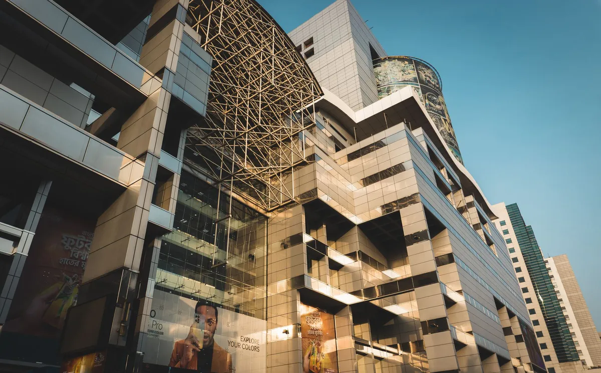 mall exterior view