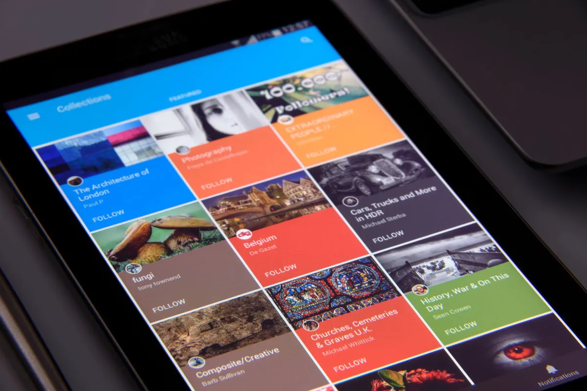 news aggregator app interface
