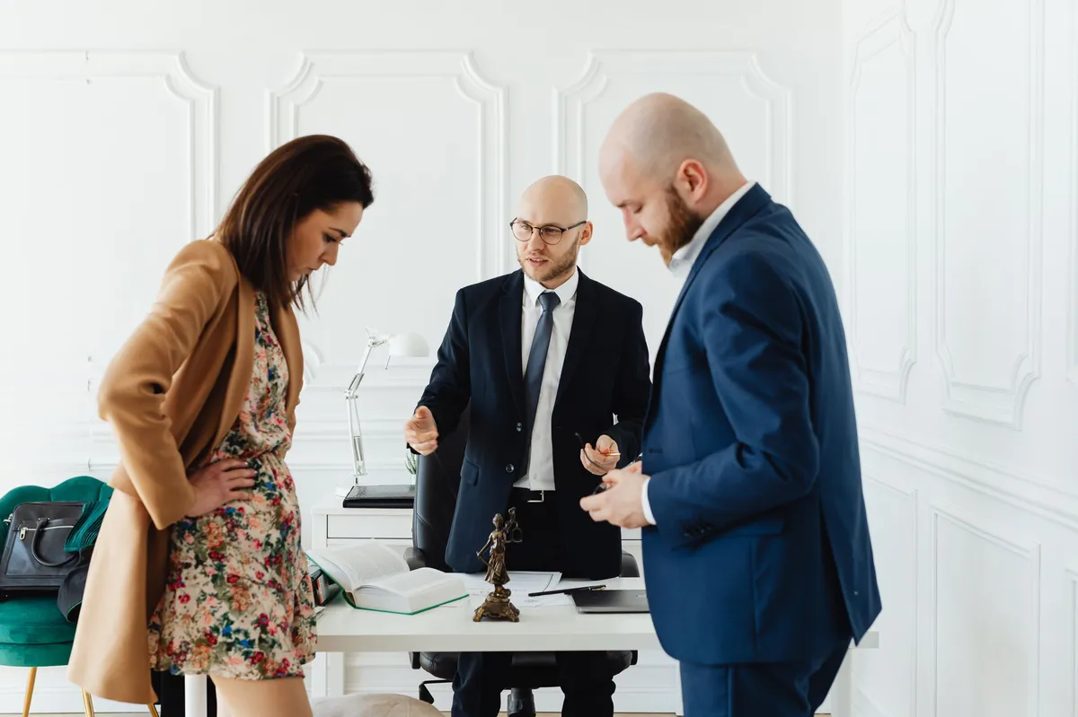attorney assisting client