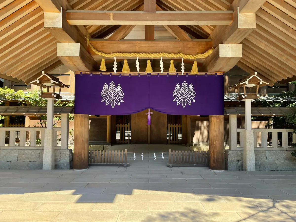 Yasukuni Shrine exterior