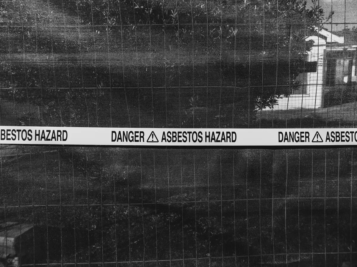 asbestos hazard warning