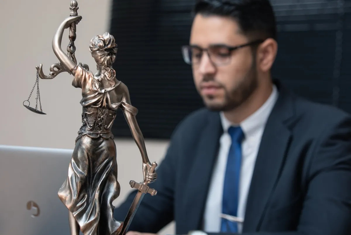 Navigating Legal Support Services: Essential Tools for Case Management Navigating Legal Support Services: Essential Tools for Case Management
