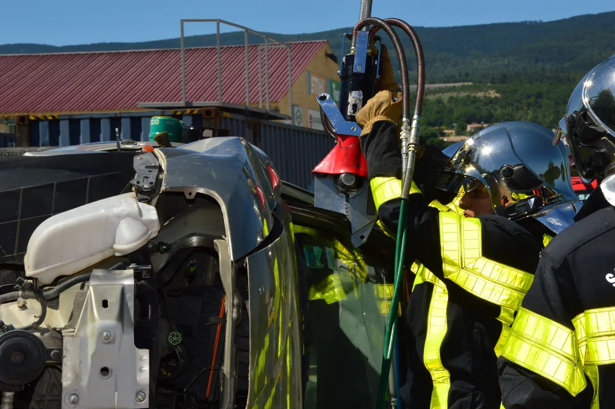 accident scene with emergency response