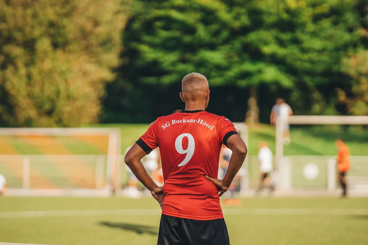 football jersey number 9