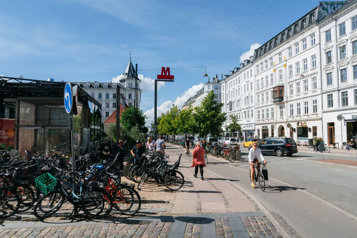 busy bicycle lane in Copenhagen