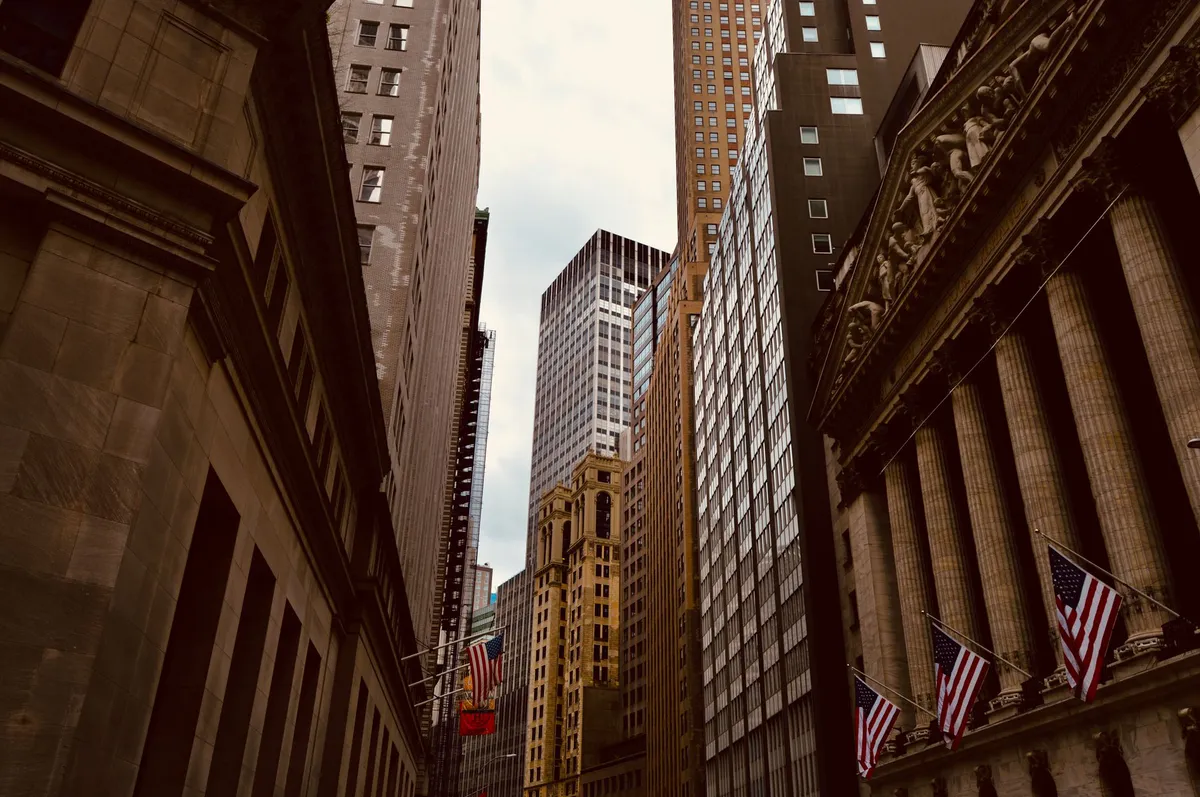 Wall Street Volatility: Treasury Yields Surge Amid Economic Concerns