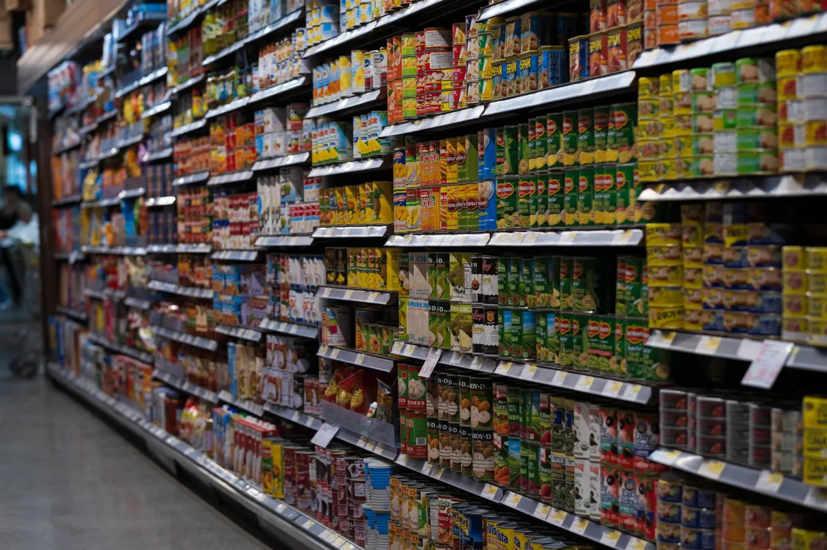 grocery store soup aisle