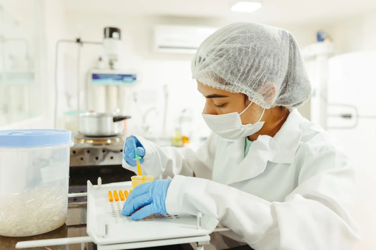 laboratory research scientist