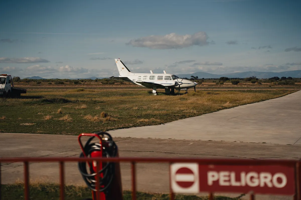 small plane emergency landing